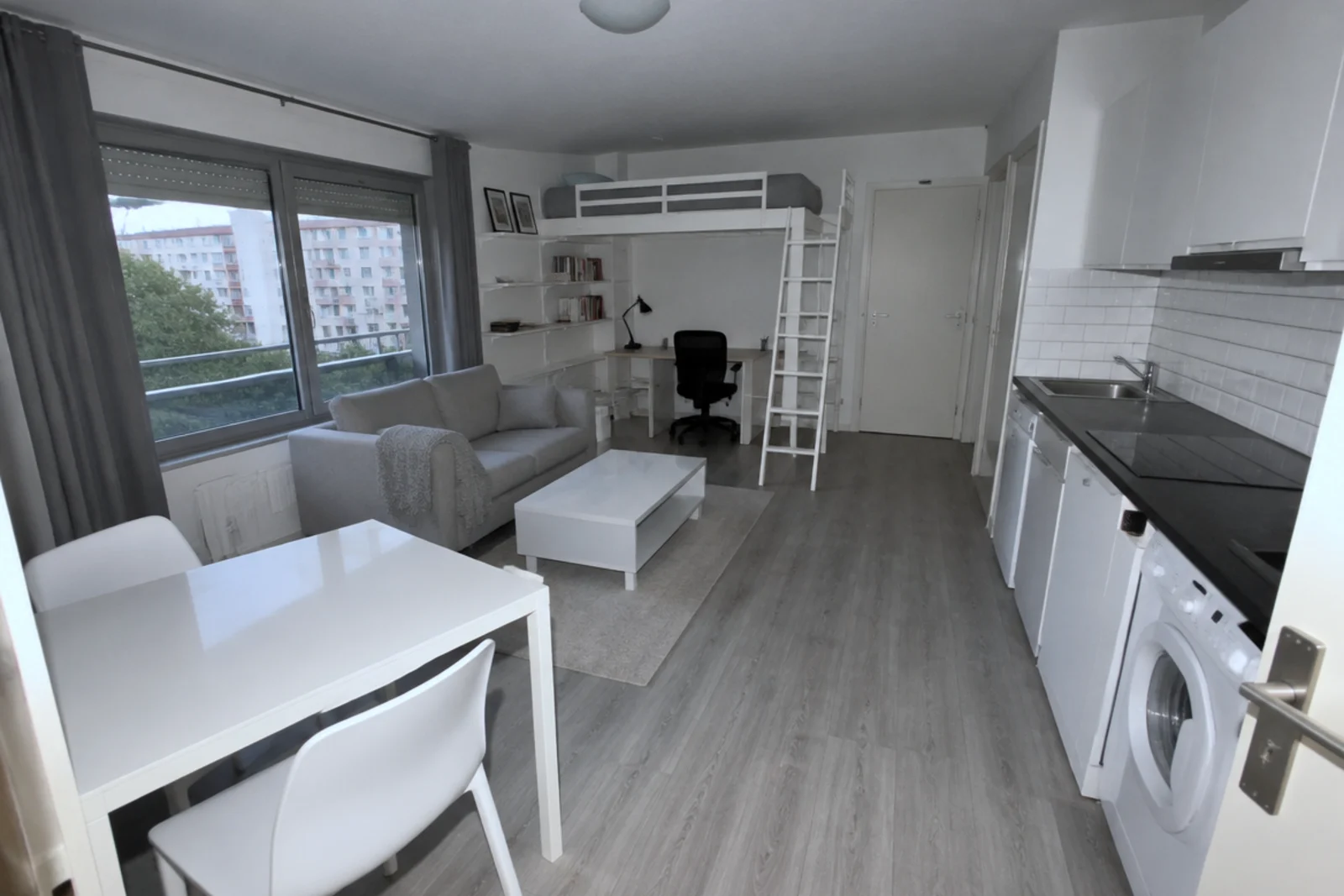Appartement 1 pièce 30 m² meublé à louer à Lyon