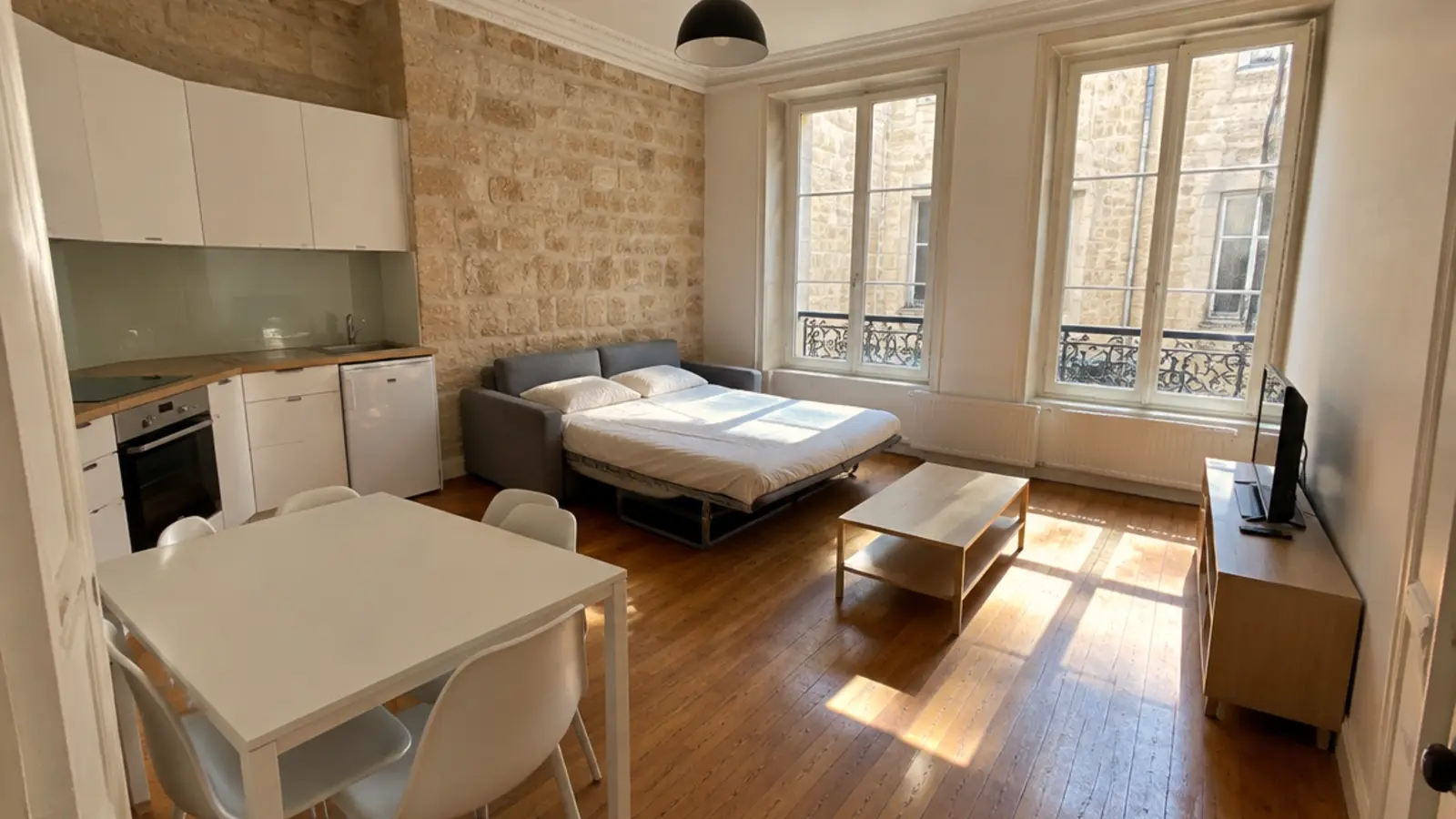 Appartement 1 pièce 26 m² meublé à louer à Bordeaux