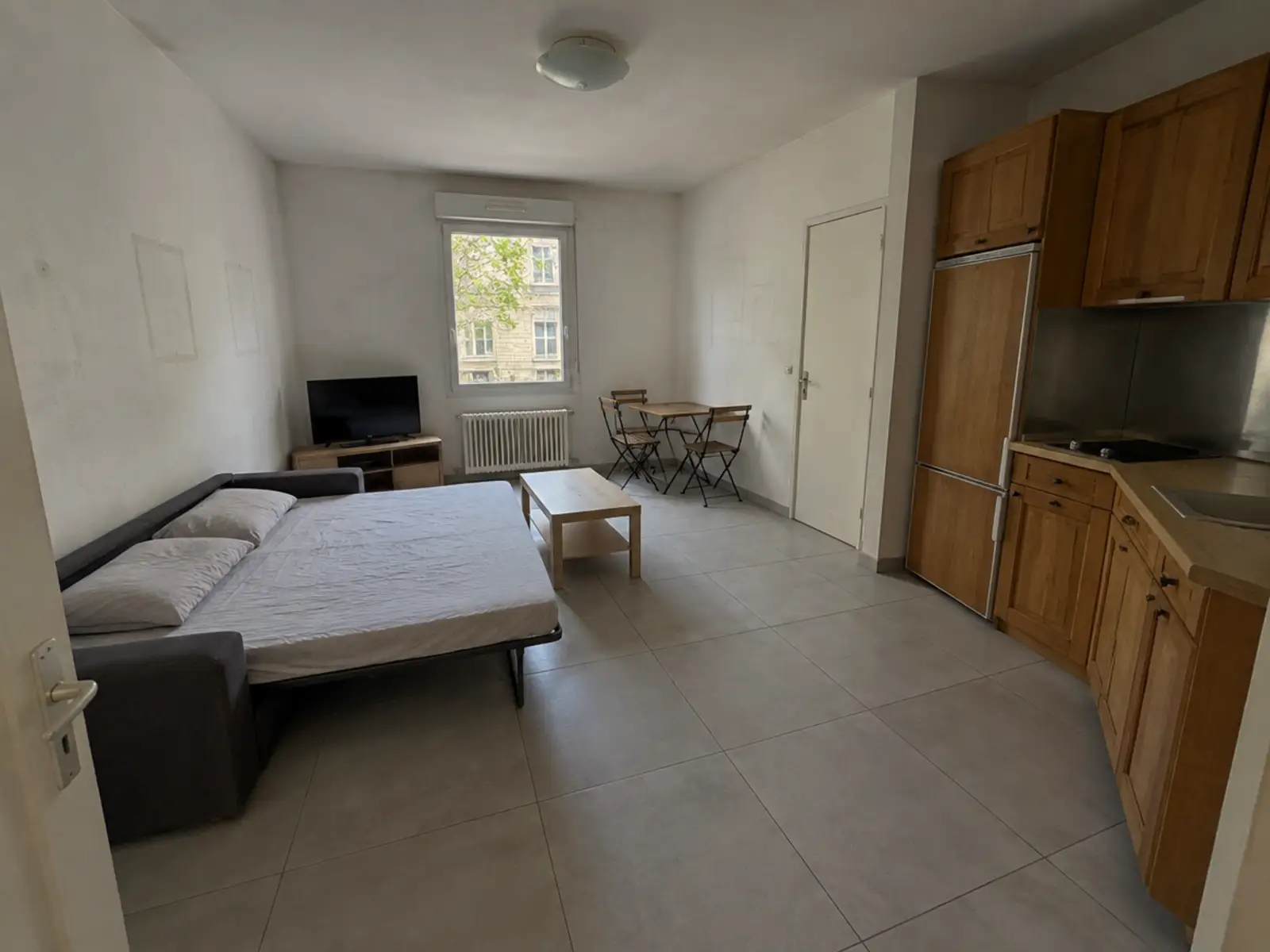 Appartement 1 pièce 24 m² meublé à louer à Bordeaux