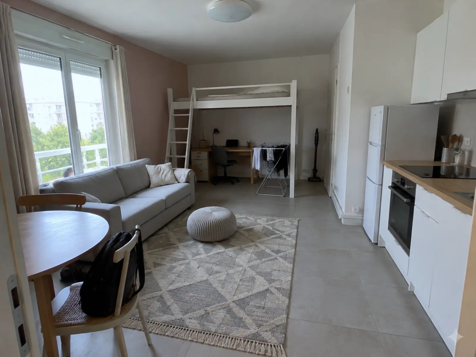 Appartement 1 pièce 21 m² meublé à louer à Nice